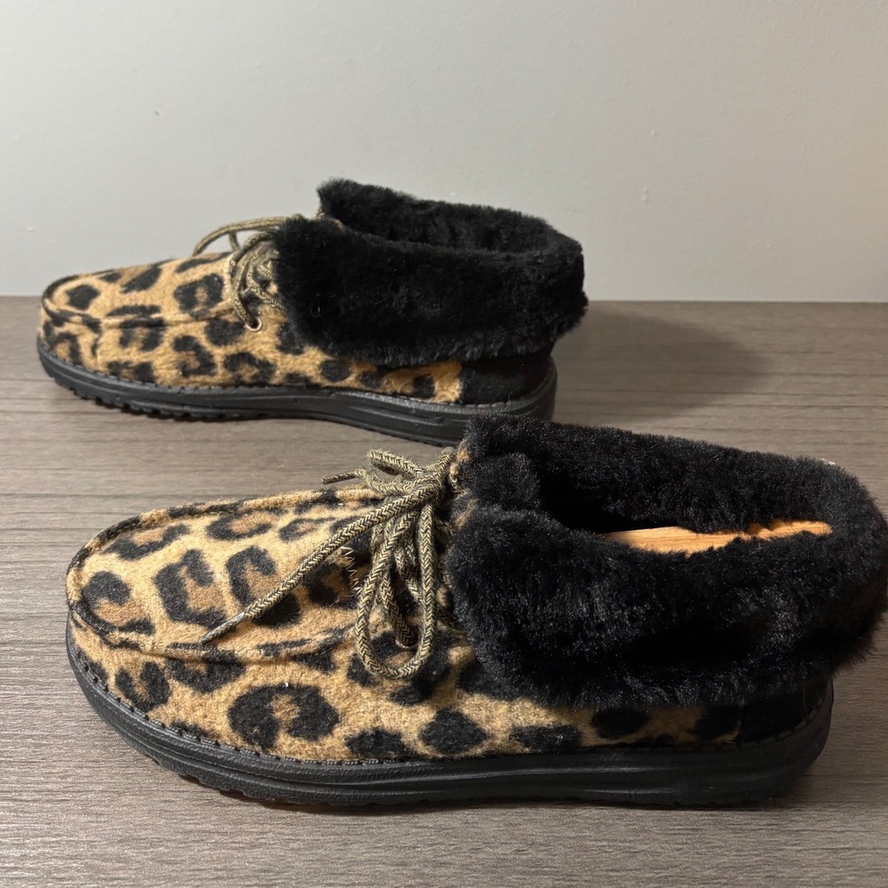 HeyDude Britt Women's Leo Nut Leopard Print Faux Fur Trim Bootie Sneakers Size 9 - Picture 7 of 9